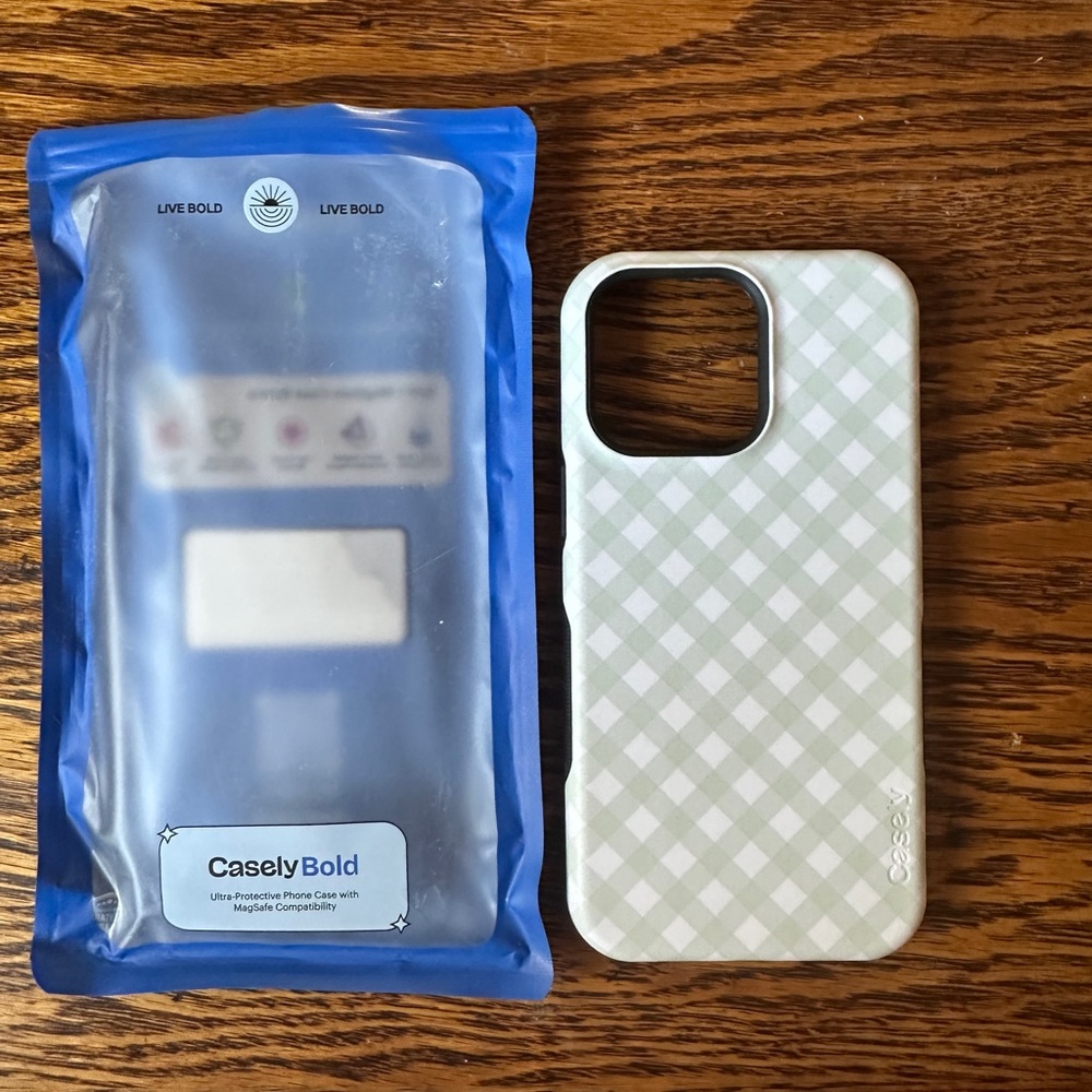 Casely “Bold” iPhone 14 Pro Max Mint Lattice MagSafe Case